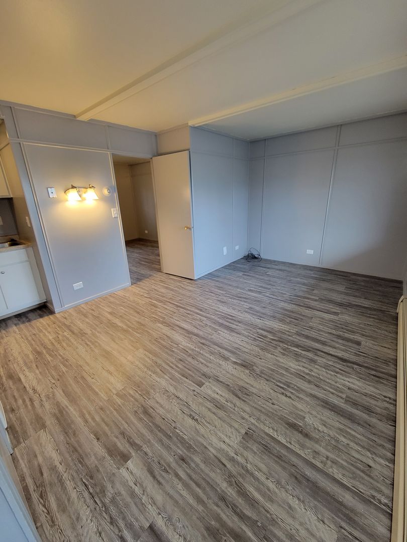 Appleton Apartment: 2221 Ballard Rd