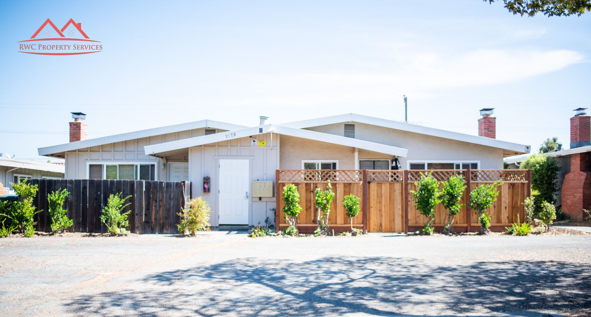 Sunnyvale Apartment: 1578 Albatross Drive