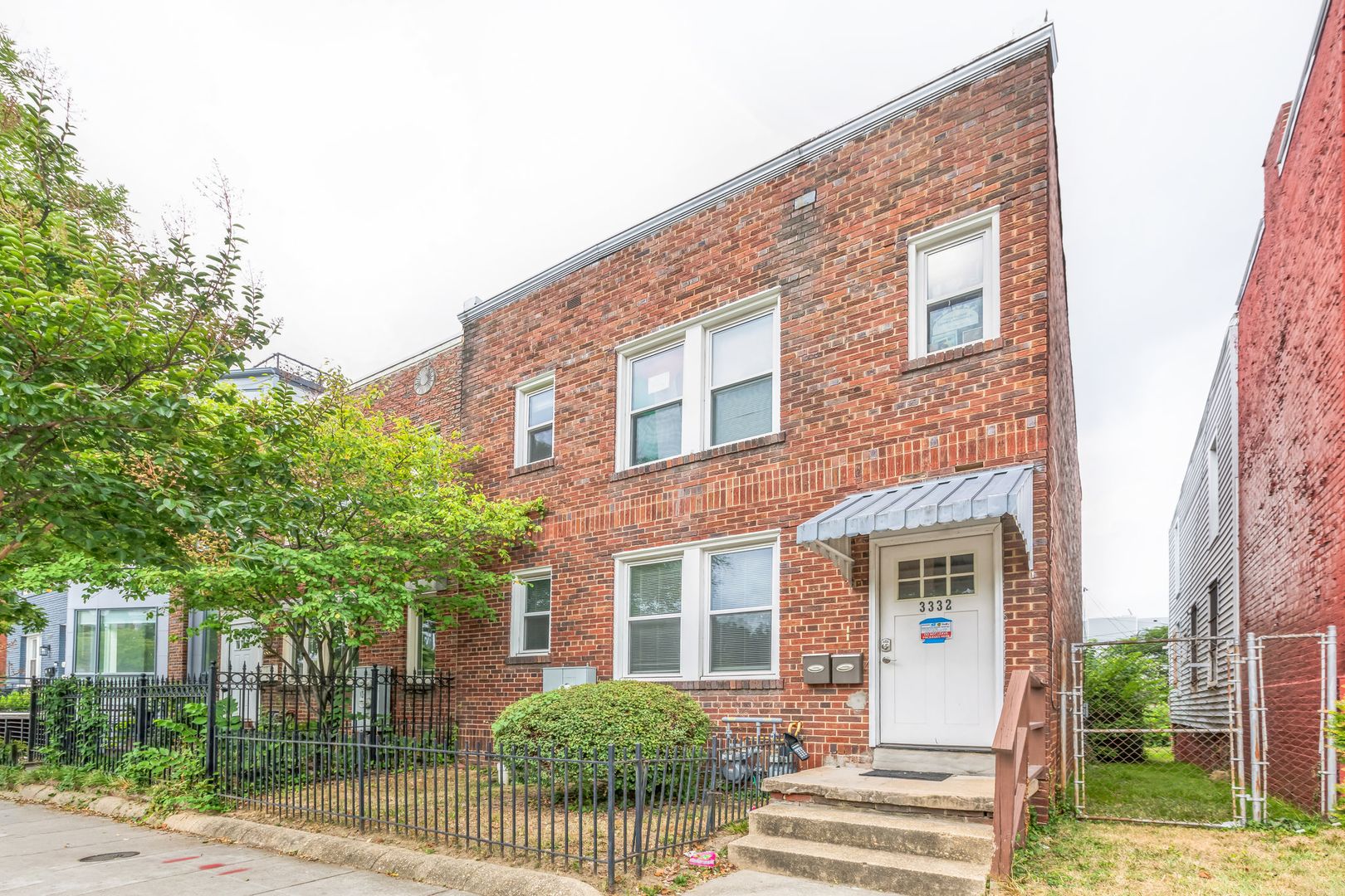 Washington House: 3332 Sherman Ave NW  #1