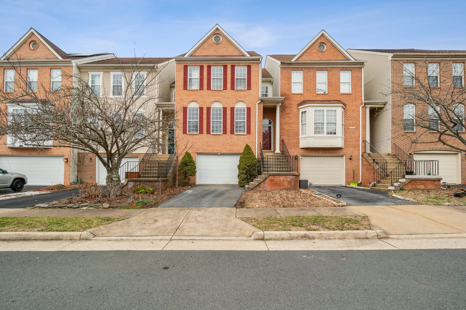 Sterling Townhome: 21193 Millwood Sq