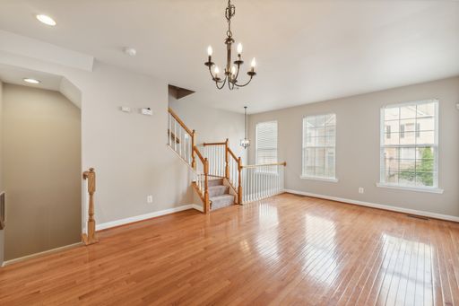Stunning 3Bd/3.5Bth TH in the Serene Grove at Huntley Meadows Community! – photo 1