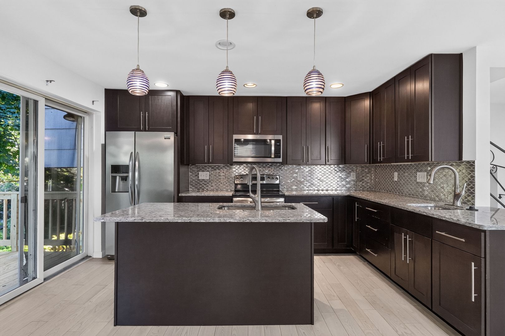 Washington House: 3521 Yuma St NW