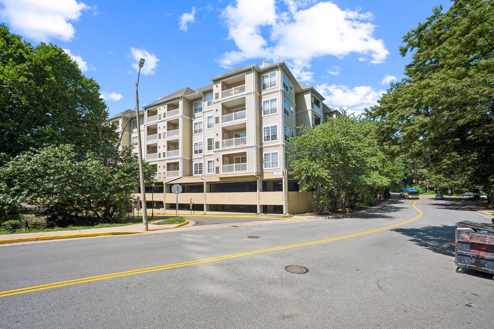 Alexandria Condo: 4551 Strutfield #4307