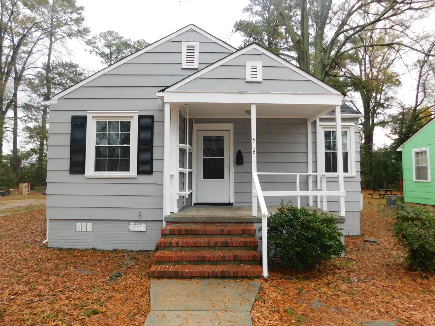 Laurinburg House: 516 Williams Street