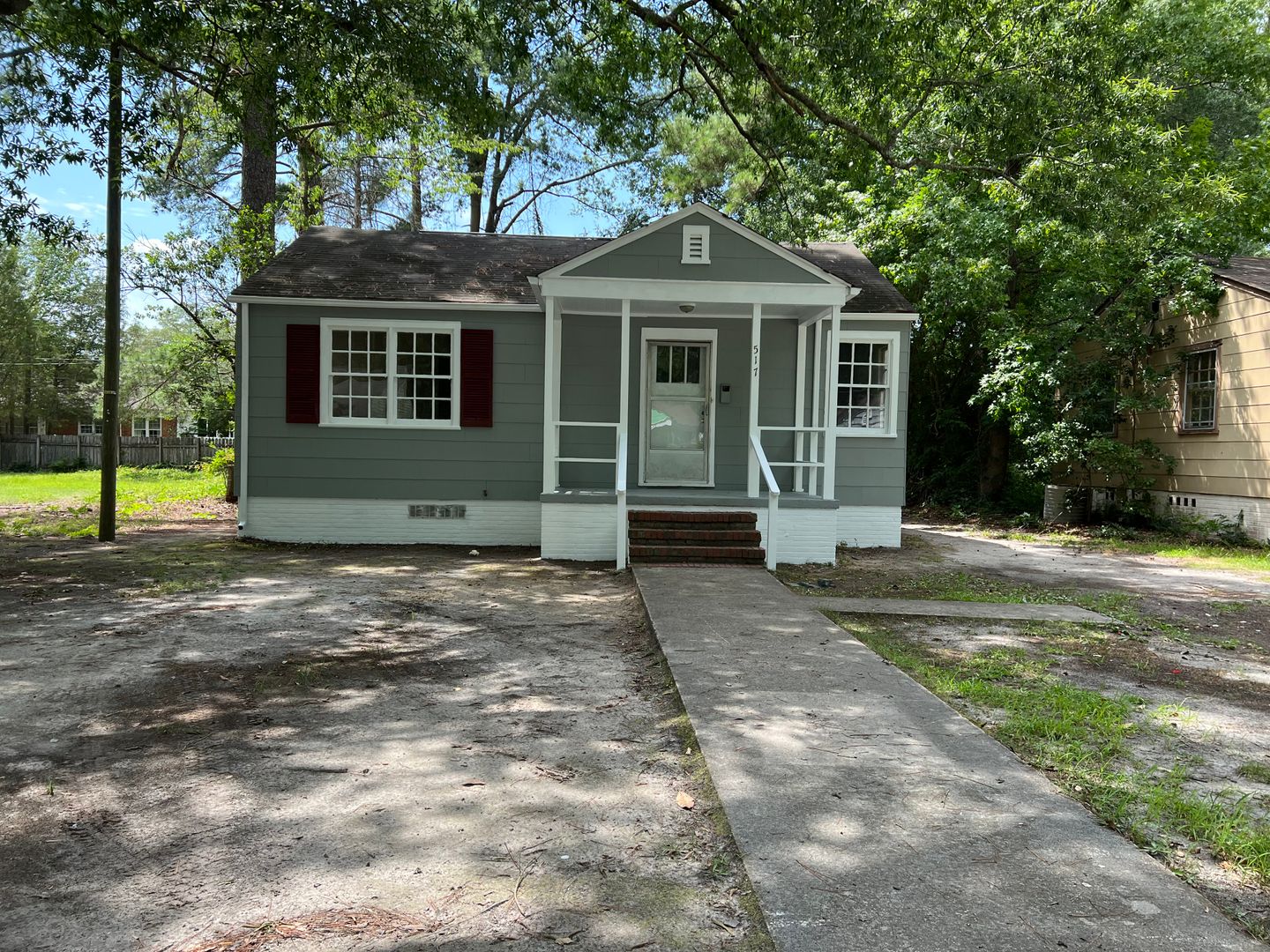 Laurinburg House: 517 Williams Street