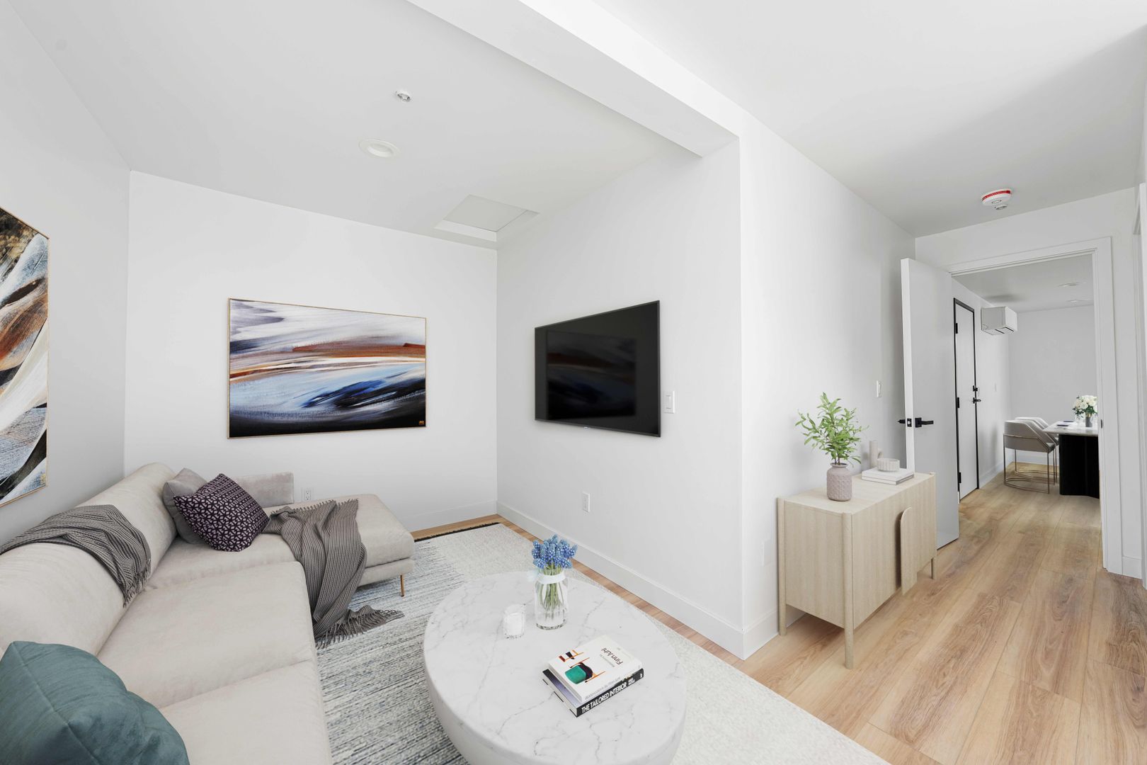 San Diego Apartment: 402-414 Arbor Dr, 4211 4th Ave