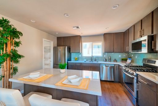 Villa Grande Townhomes: Coastal Living at Its Finest – photo 1