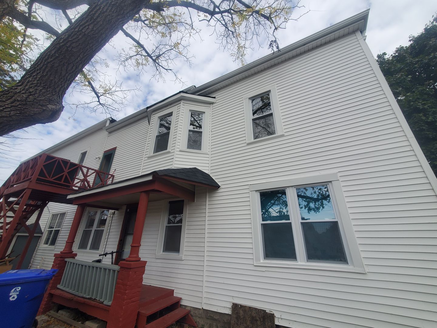 Kenosha Apartment: 3921 14th Ave