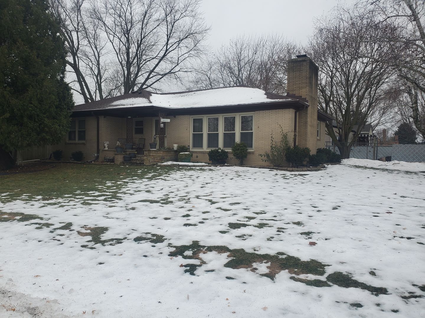 Racine House: 4650 Elizabeth St