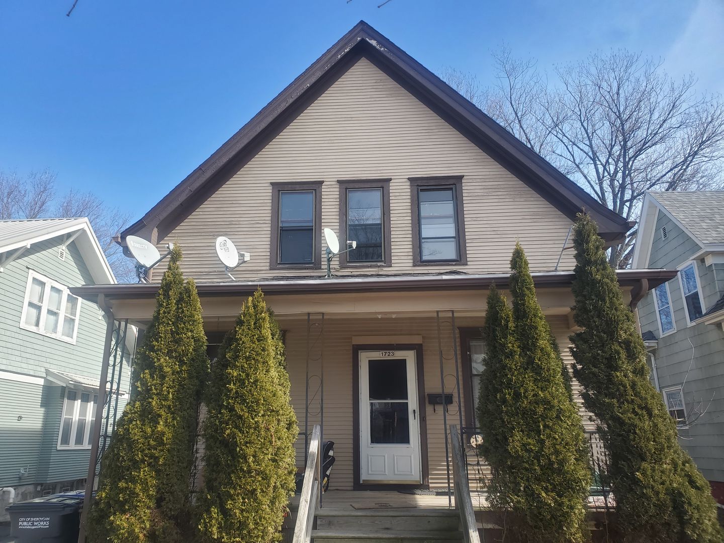 Sheboygan Apartment: 1723-1725 N 12th St.