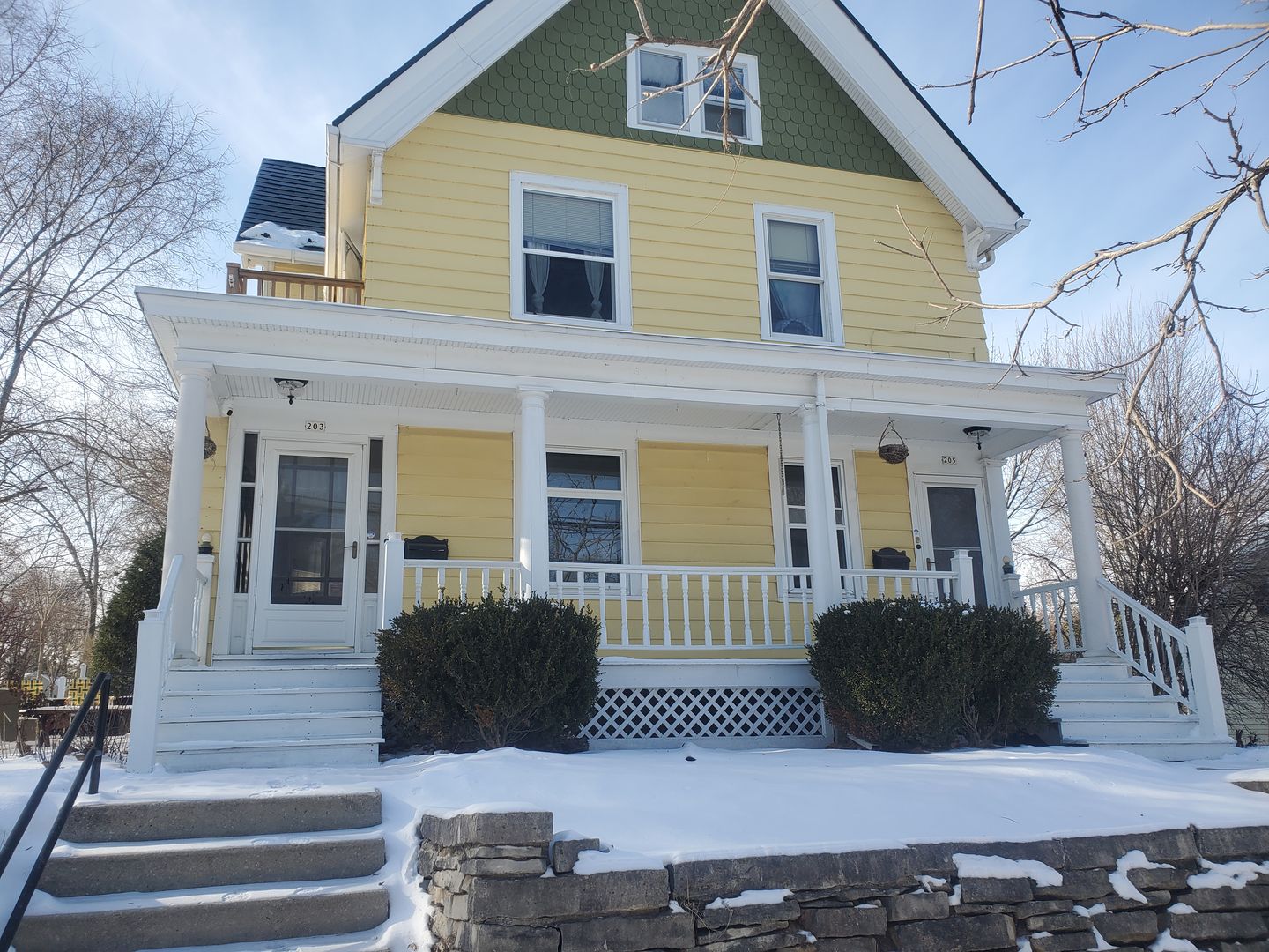 Port Washington Apartment: 203/205 N Spring St