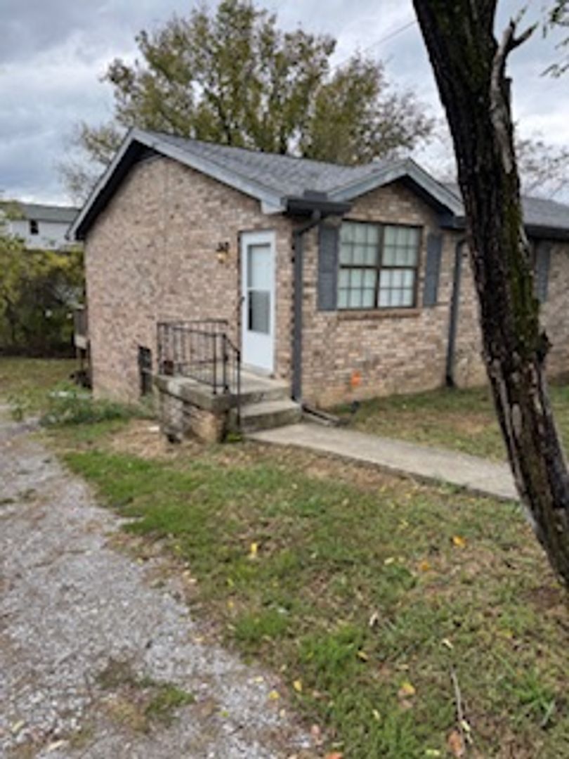 Hermitage Apartment: 4558 Brooke Valley