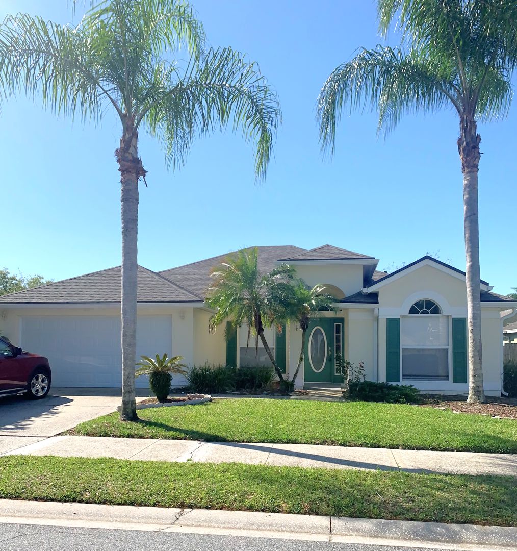 Oviedo House: 1212 Moses Creek Court