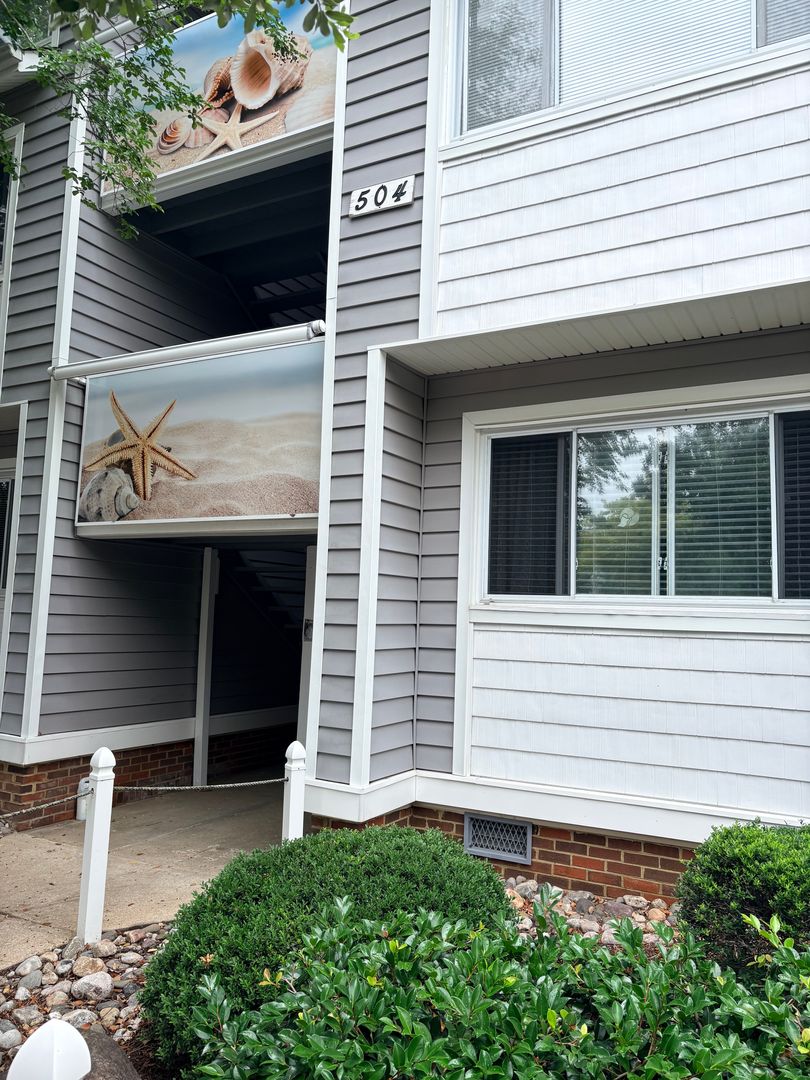 Virginia Beach House: 504 Ocean Trace Arch #302
