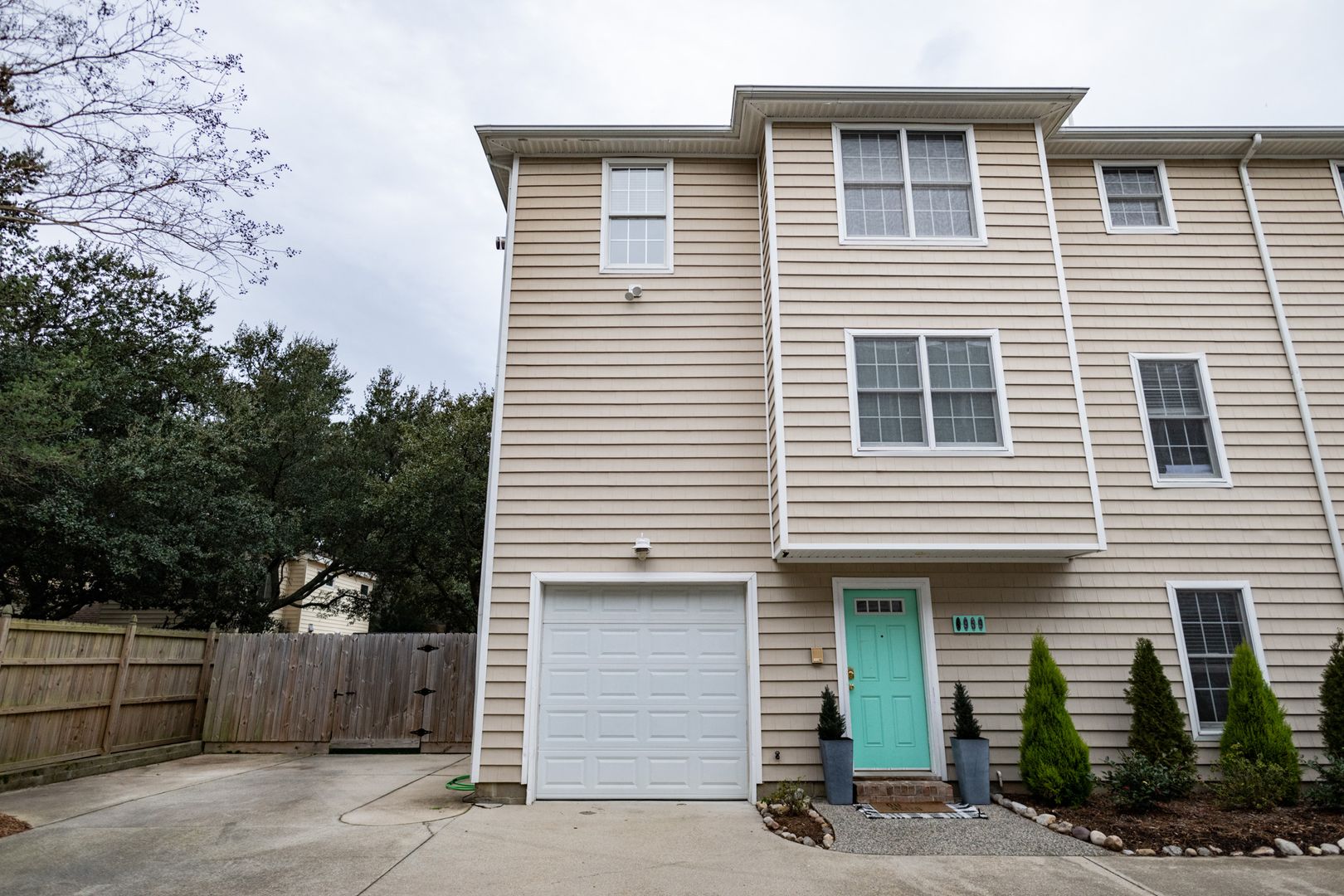 Virginia Beach House: 3959 West Stratford Road