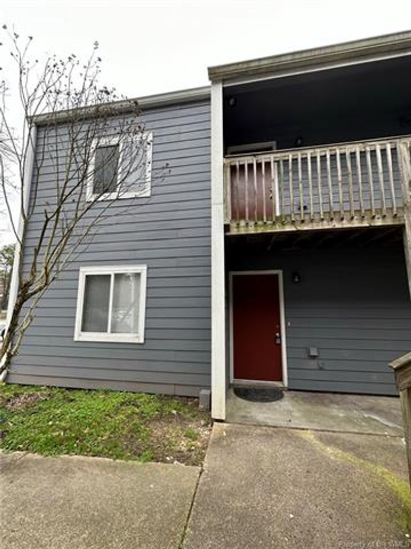 Williamsburg House: 1203 E-1 Jamestown Road