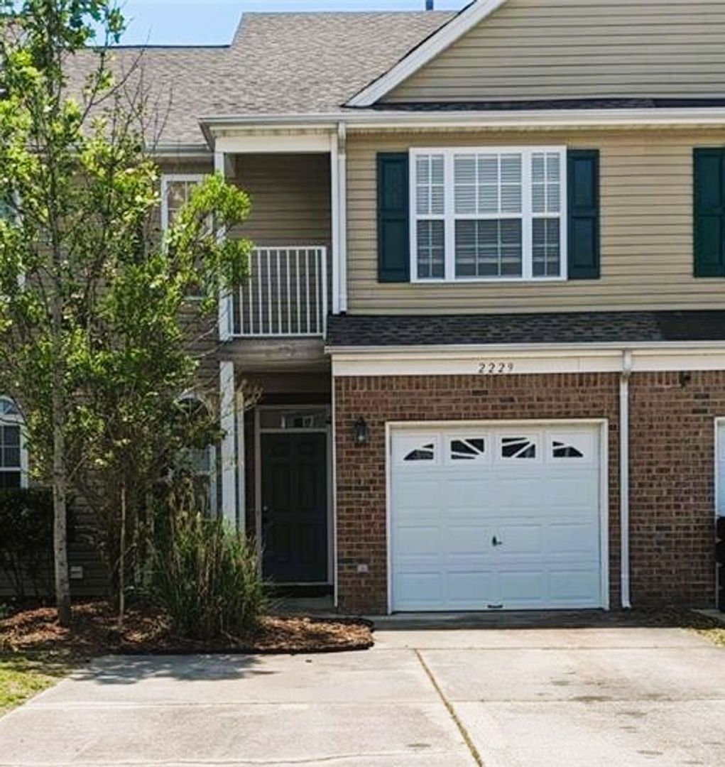 Virginia Beach House: 2229 Bizzone Circle
