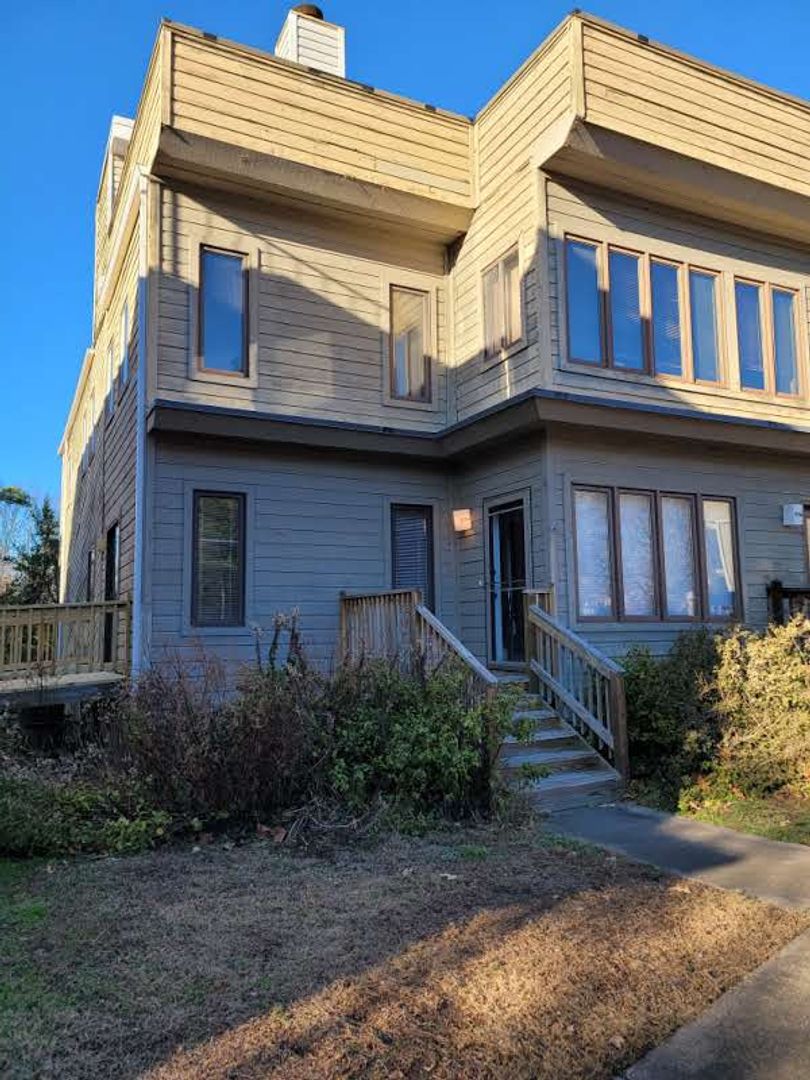 Virginia Beach Condo: 2734 Manoomin Place