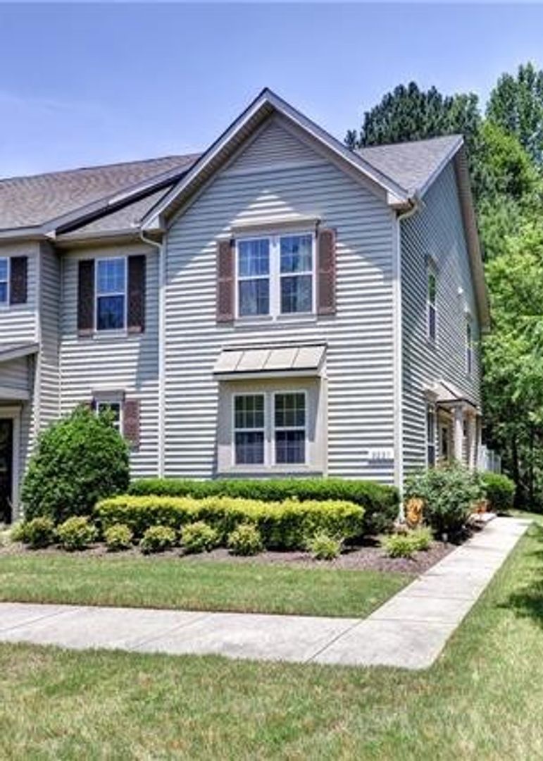 Toano Condo: 3231 Francis Court