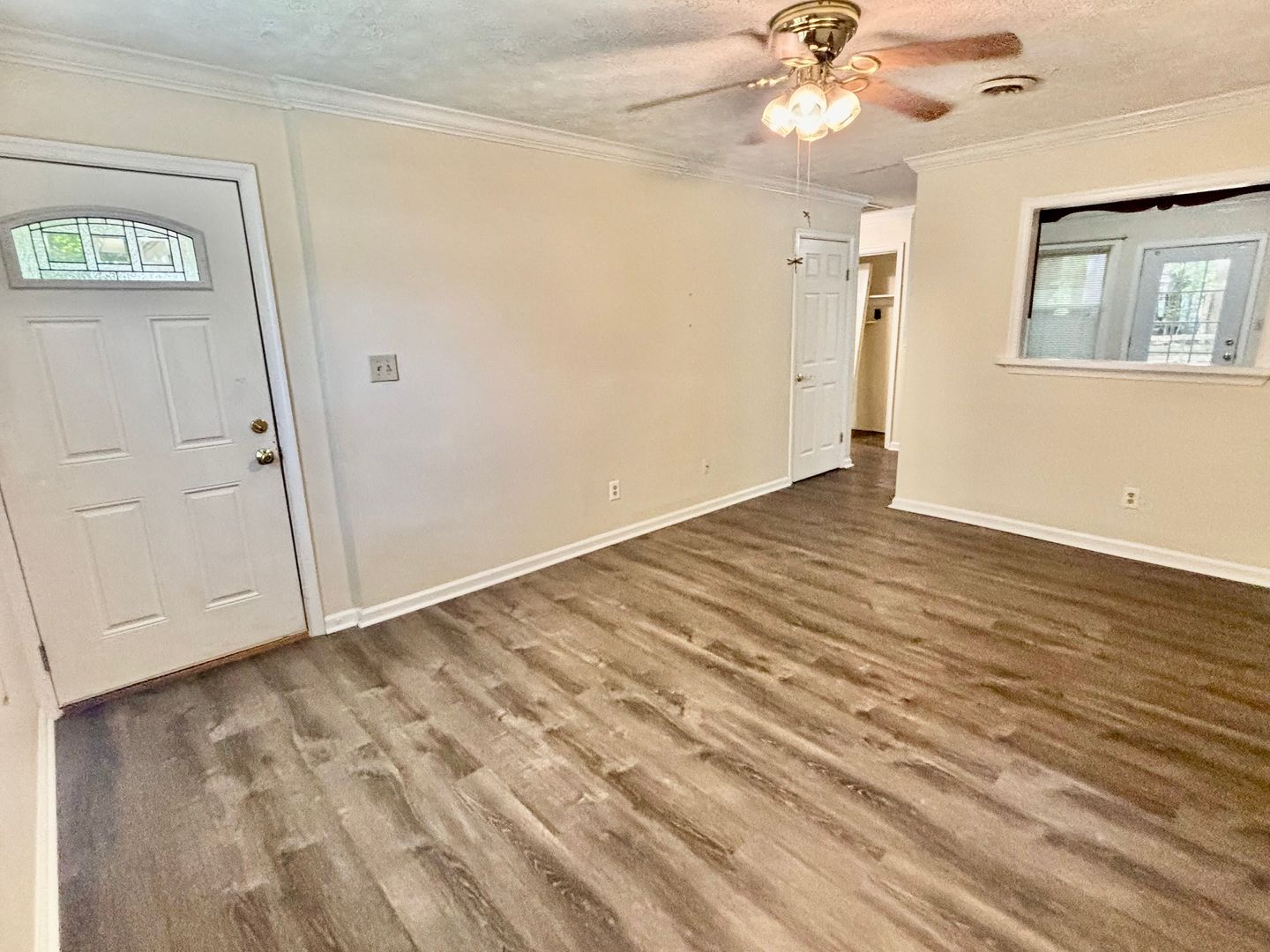 Williamsburg Apartment: 108/110 Raleigh Street