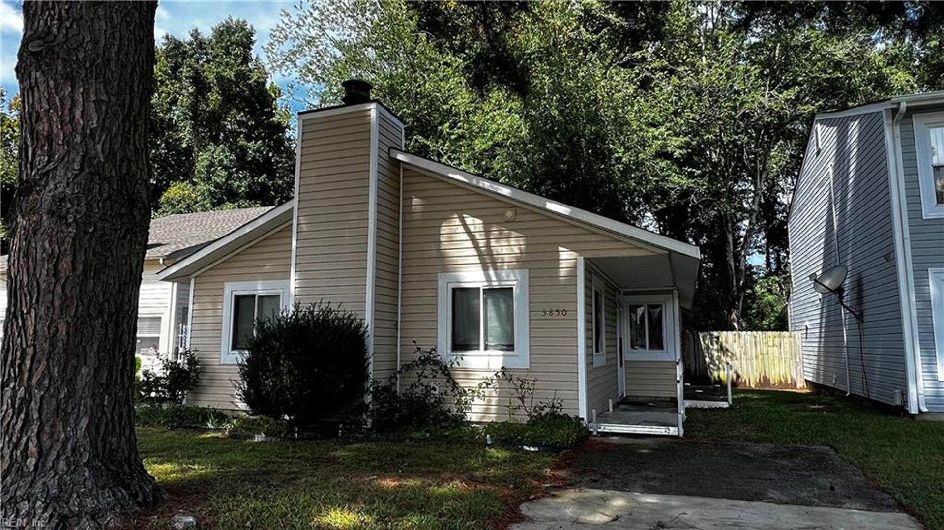 Portsmouth House: 3850 Georgia Court