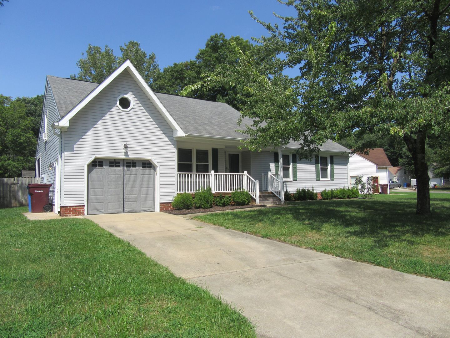 Chesapeake House: 2400 Broadnax Circle