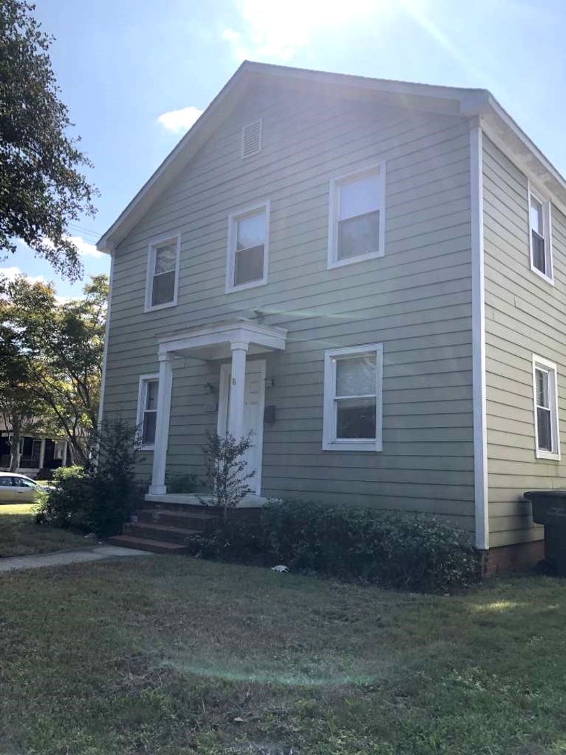 Norfolk House: 1601 Longwood Drive