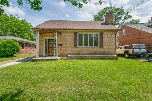 3-Bedroom Home with Bonus Space – Near Newport News Shipyard – photo 1