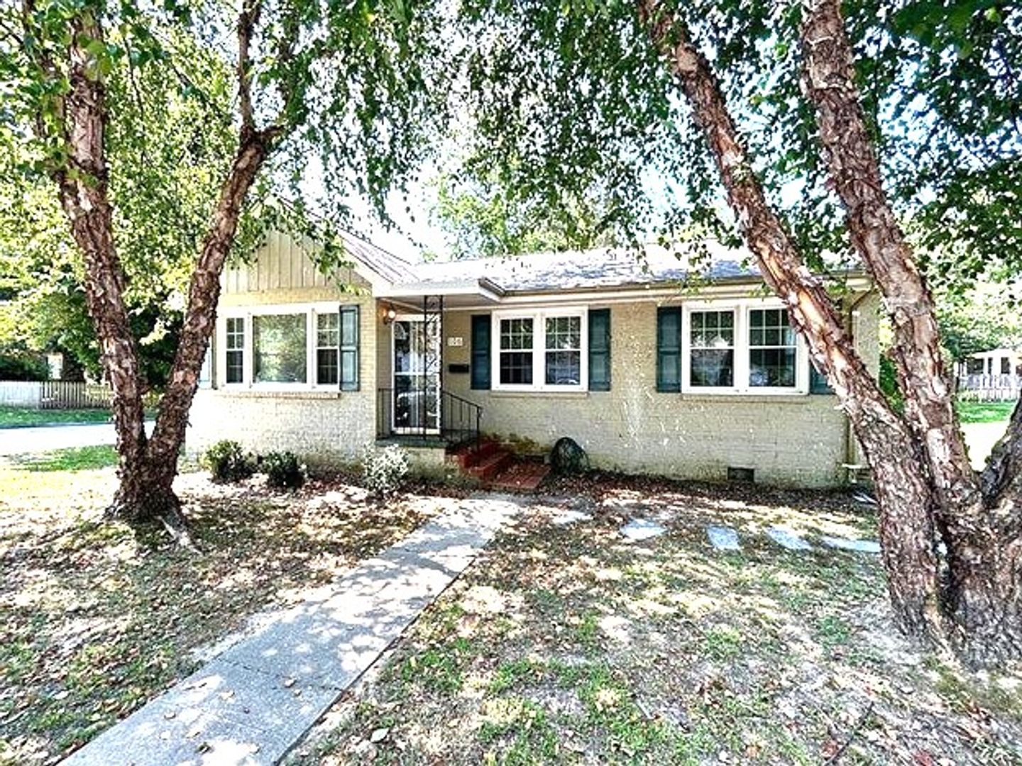 Williamsburg House: 106 Indian Springs Road