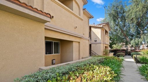Two Bedroom Two Bathroom Apartment in Murrieta – photo 1