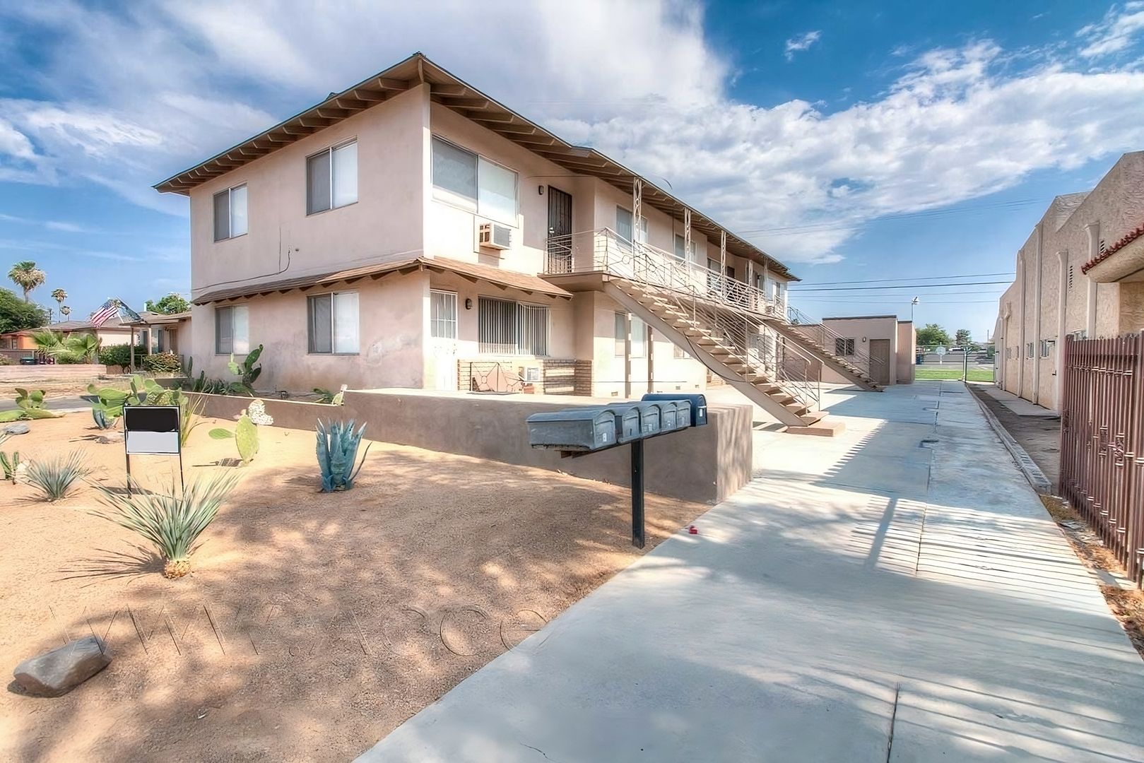 Hemet Apartment: 1081 E. Morton Place