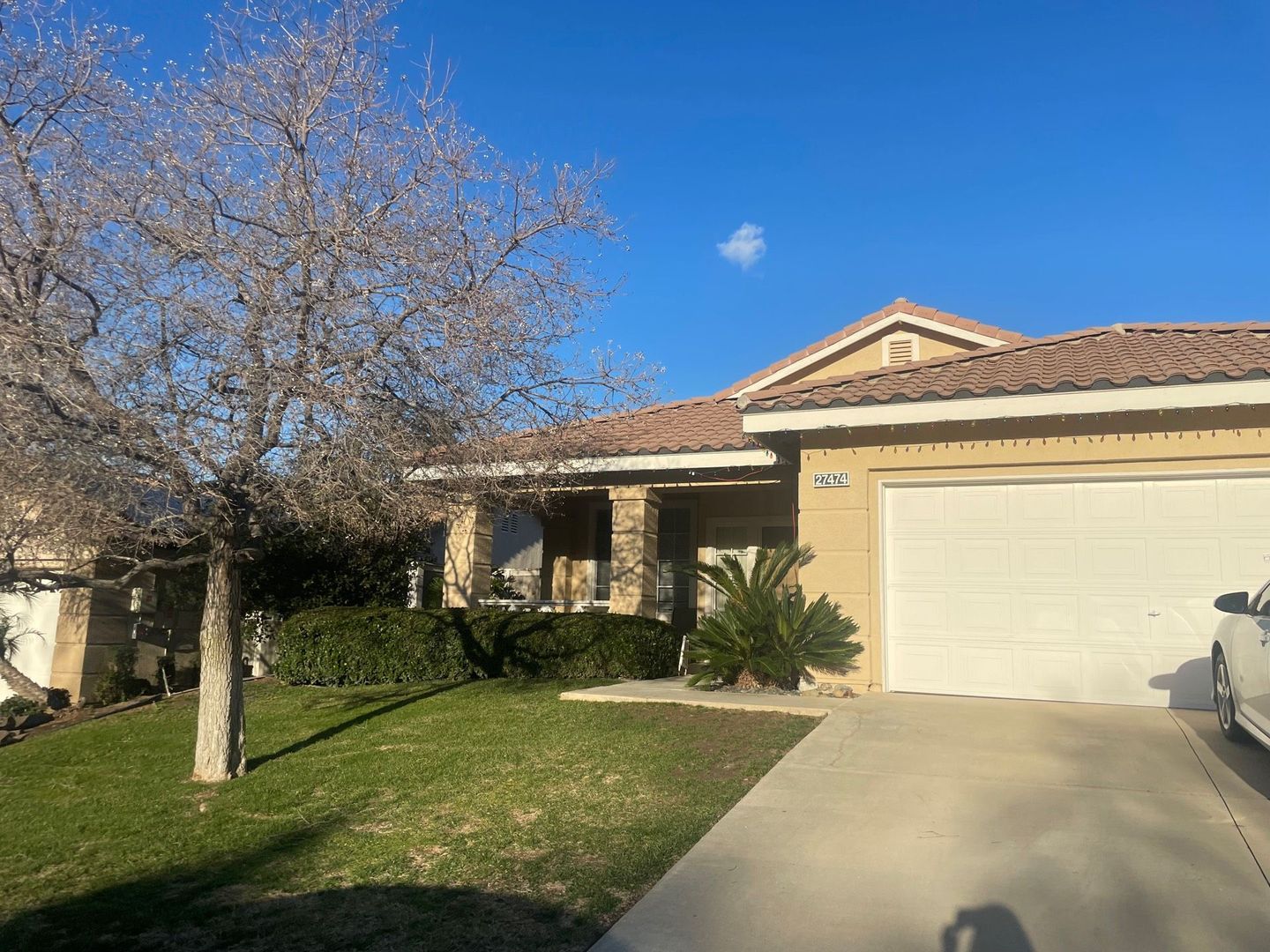 Corona House: 27474 Fallbrook Court