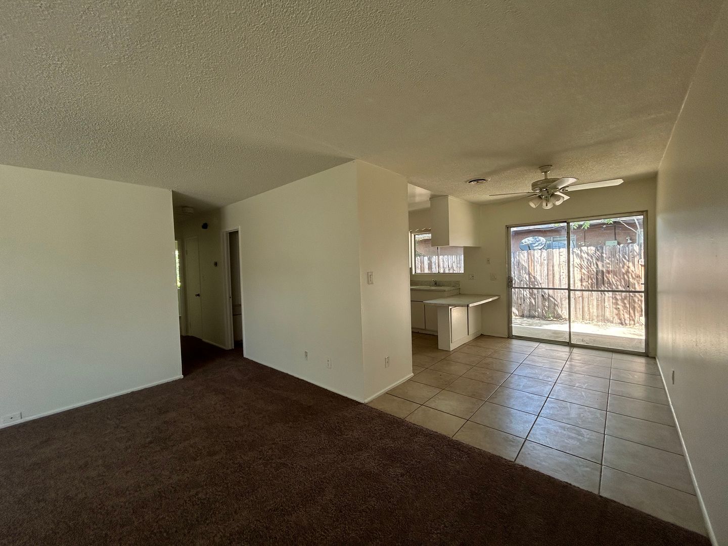 Hemet Apartment: 690 Lanier St