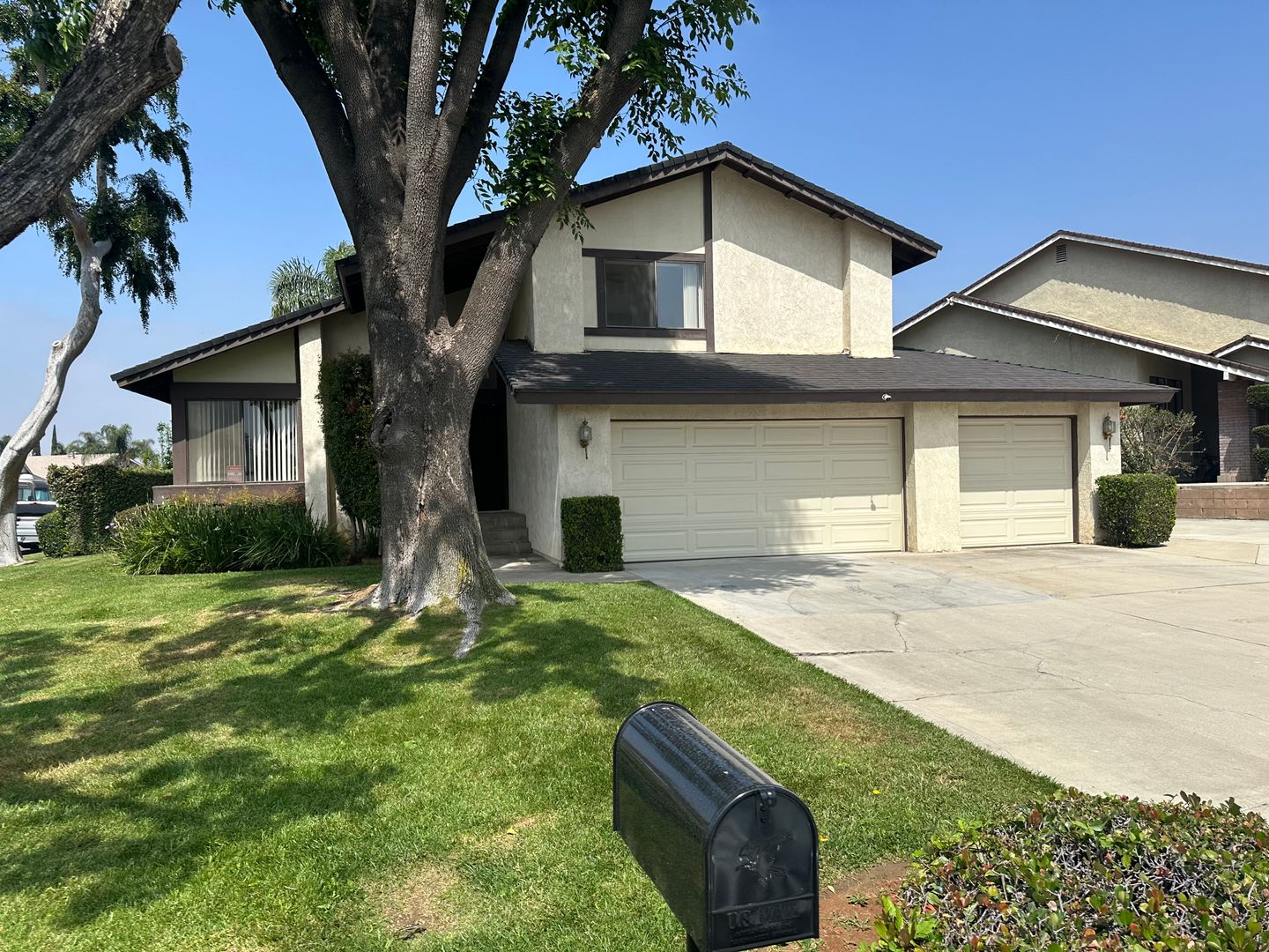 Riverside House: 5993 Nina Ct.