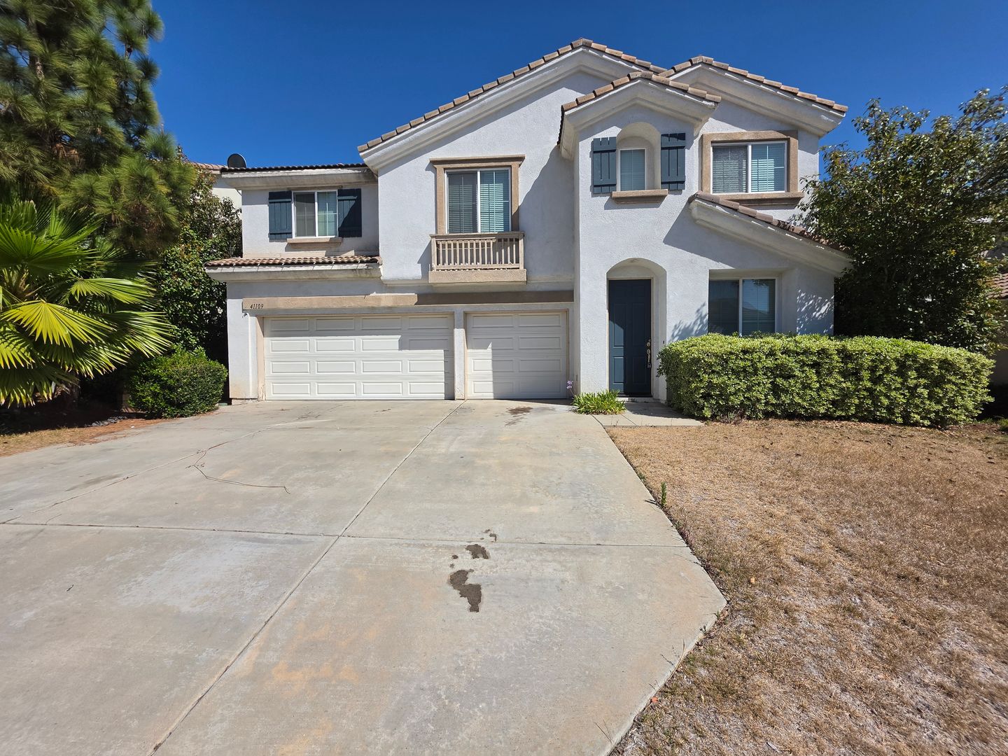 Murrieta House: 41109 Engelmann Oak St