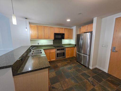 The Metrome One Bedroom, One Bath in the Heart of San Diego! – photo 1