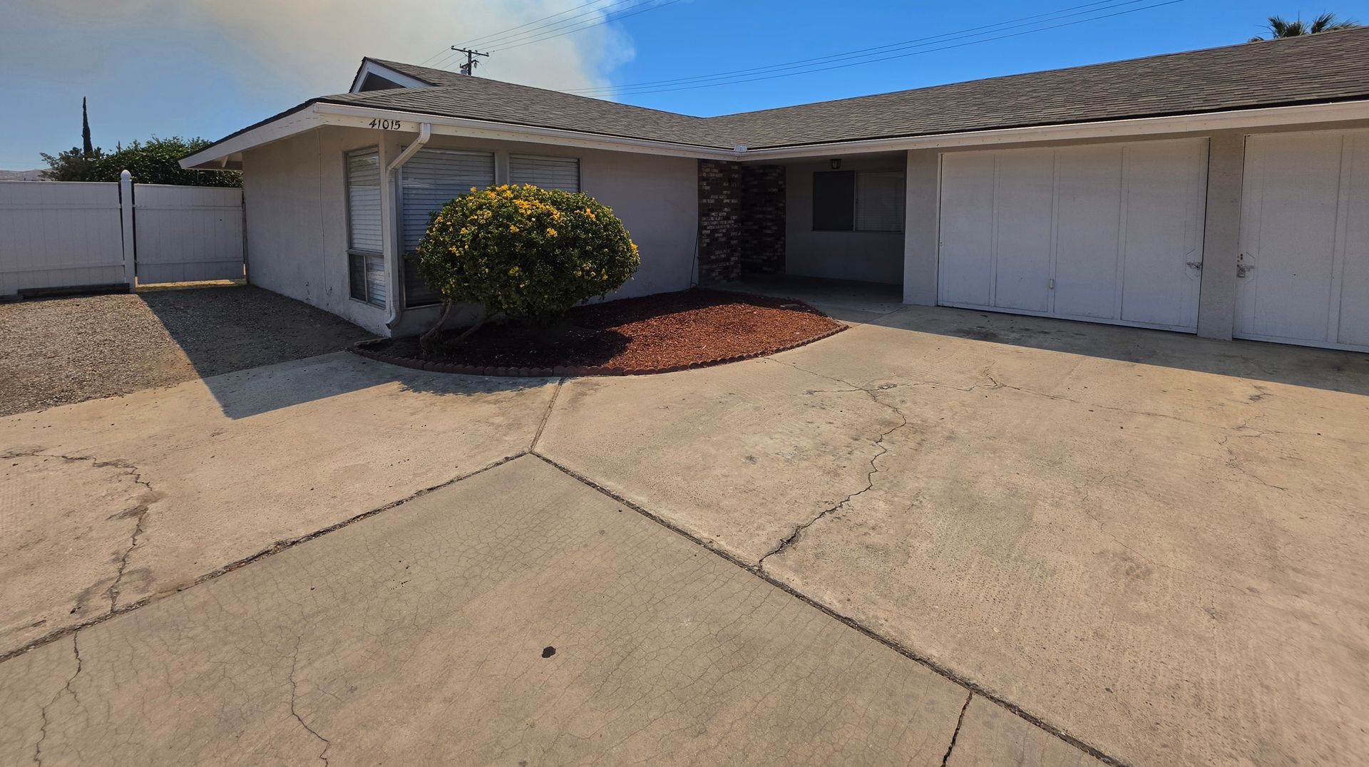 Hemet House: 41015 Alder Ave