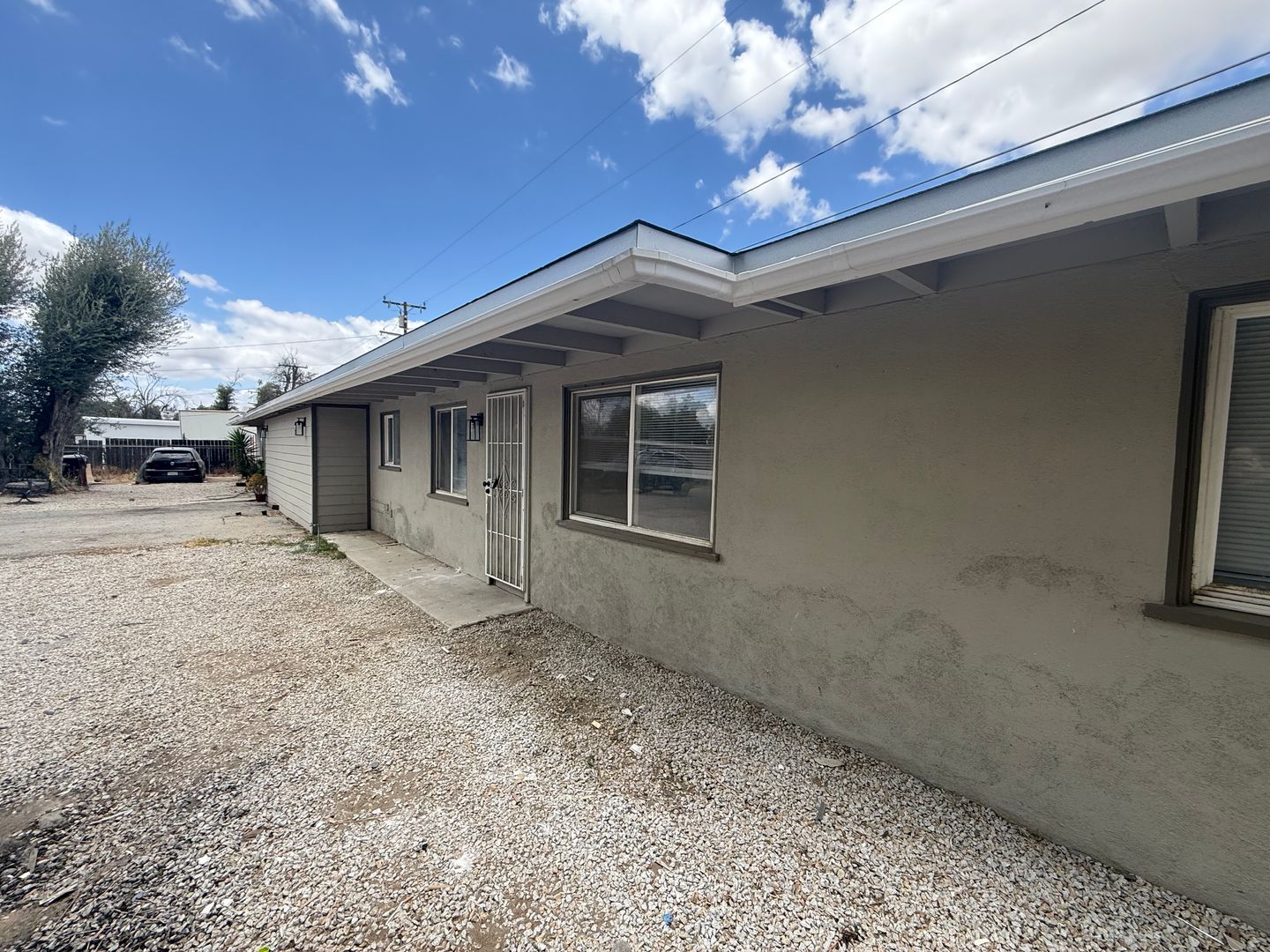 Hemet Apartment: 40360 Mayberry Ave