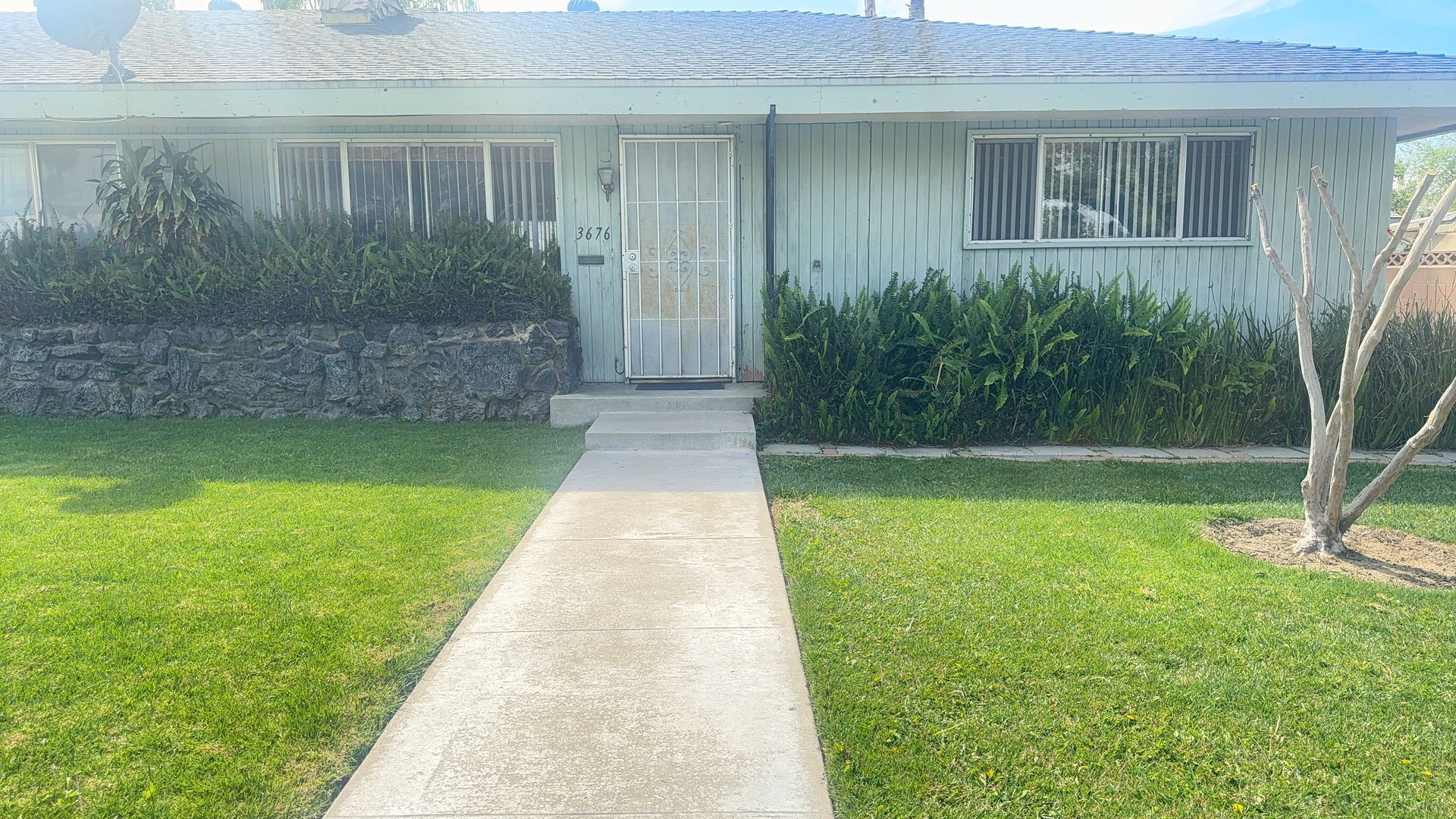 Riverside House: 3676 Wilbur St