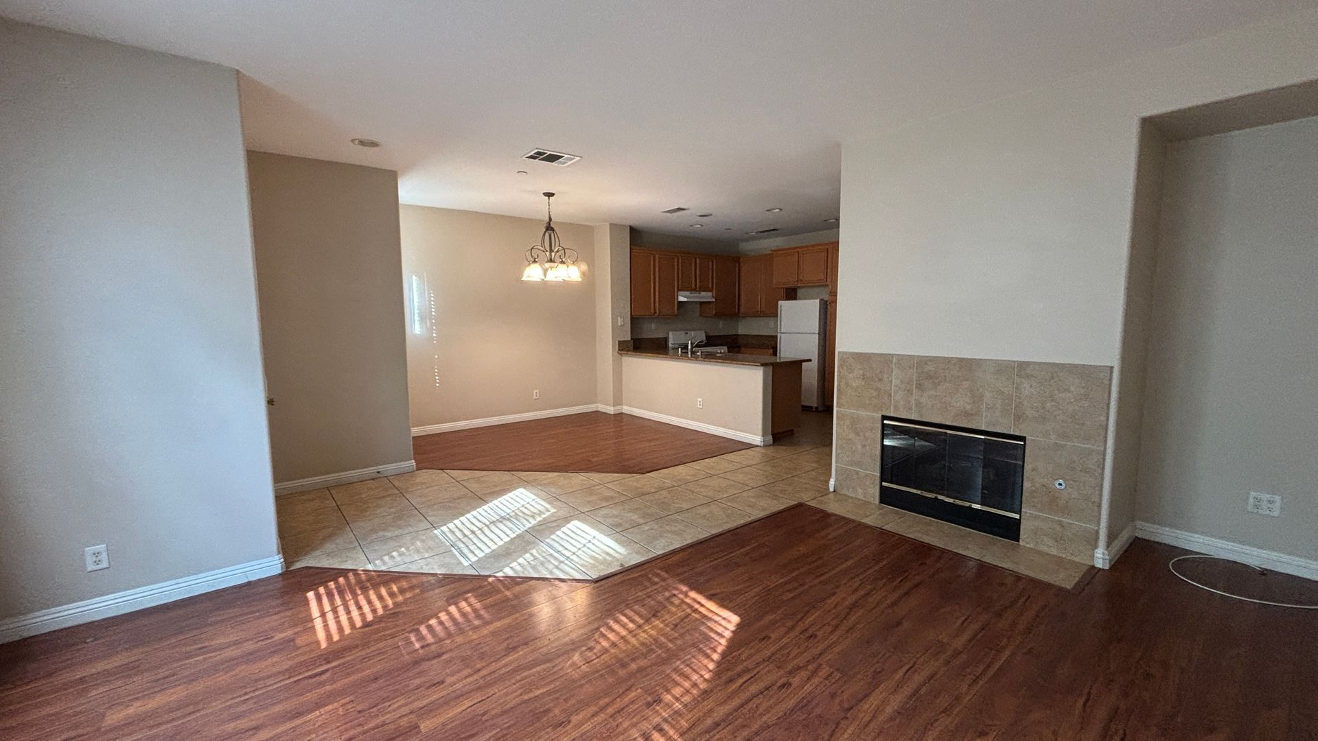 Lake Elsinore Townhome: 1800 E Lakeshore Drive #2007