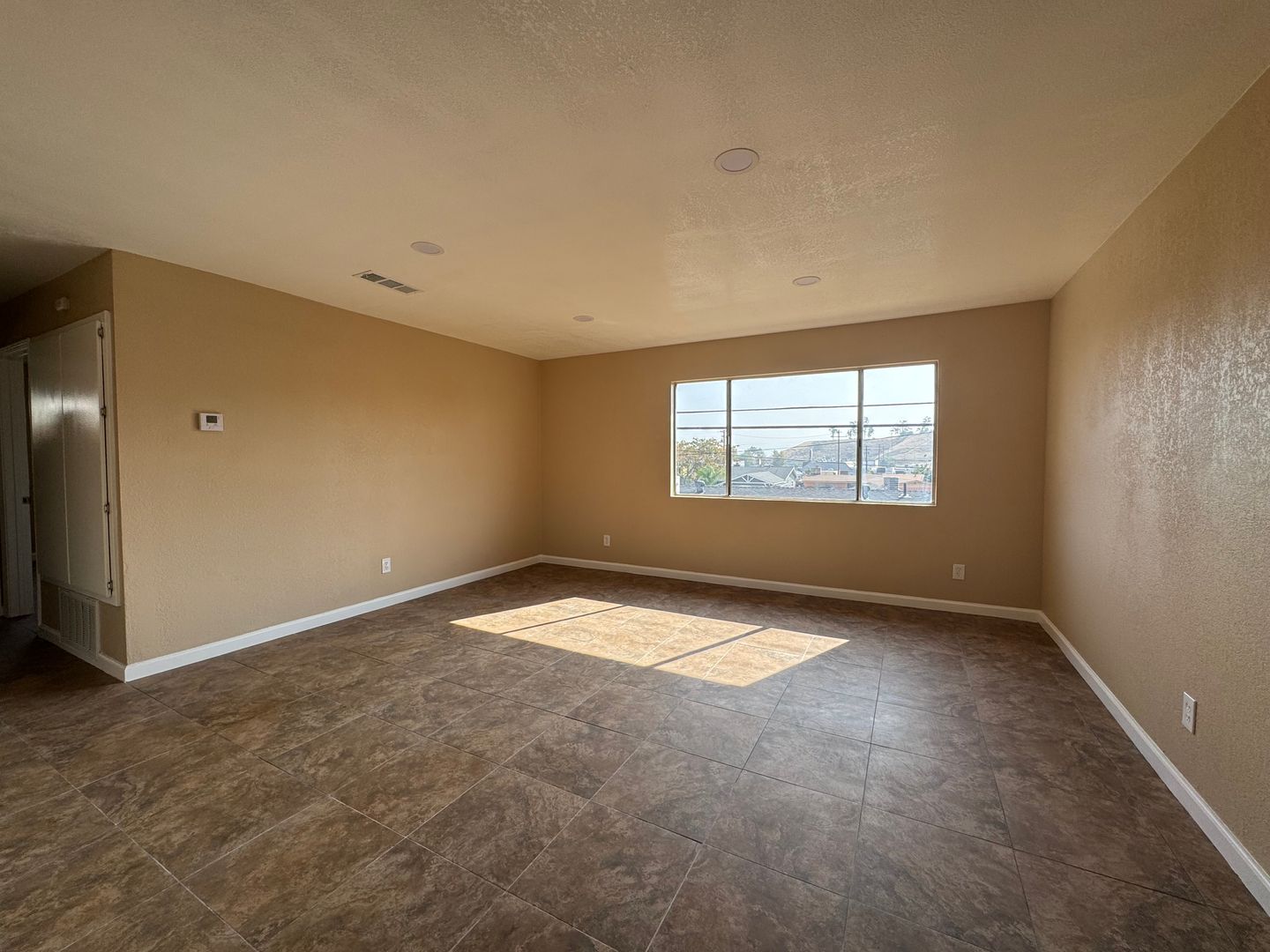 San Bernardino Apartment: 1447 Pumalo St