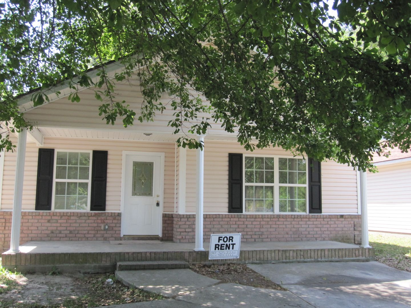 Savannah House: 819 Tatem St