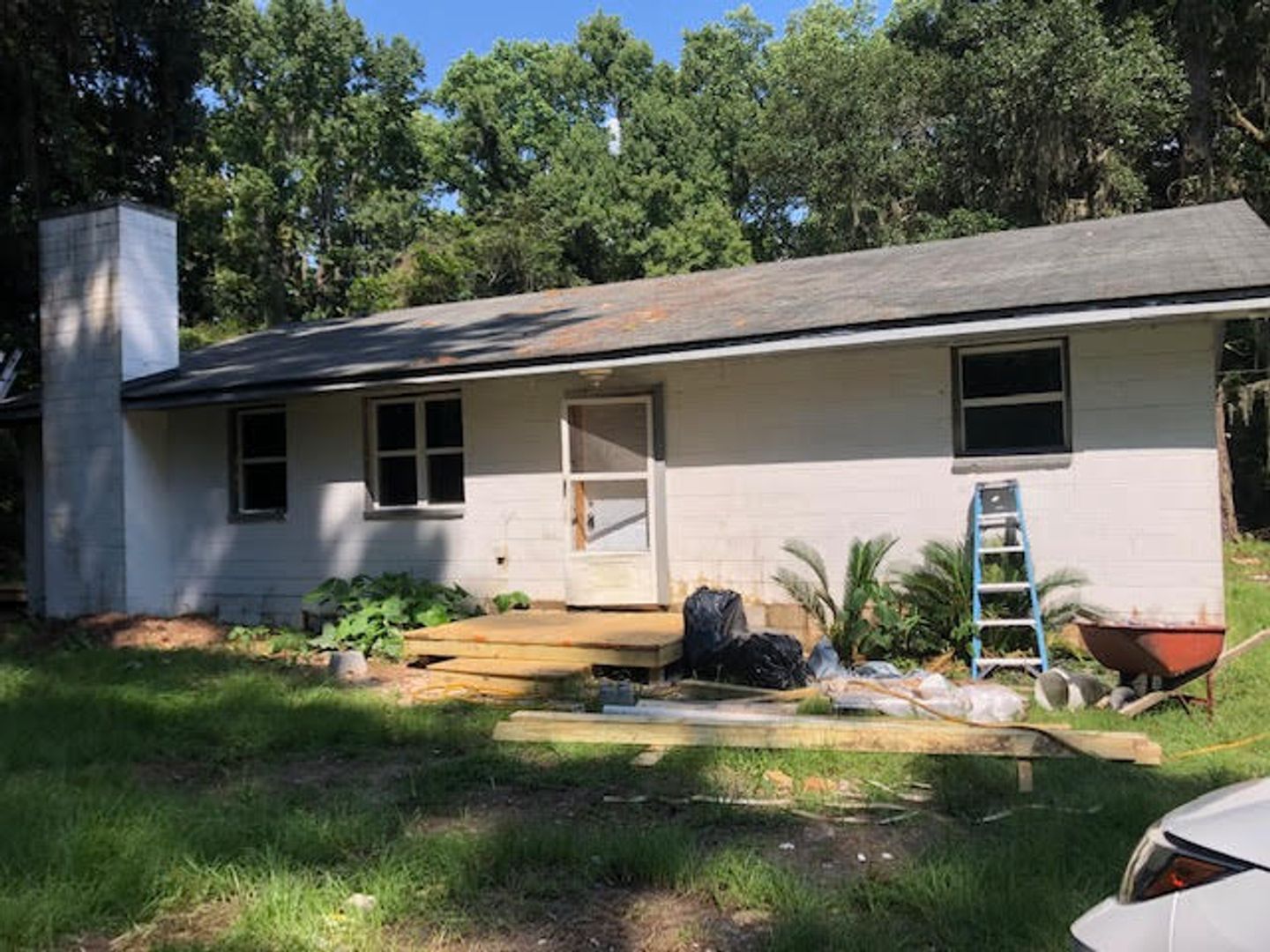 Savannah House: 170 Buckhalter Rd