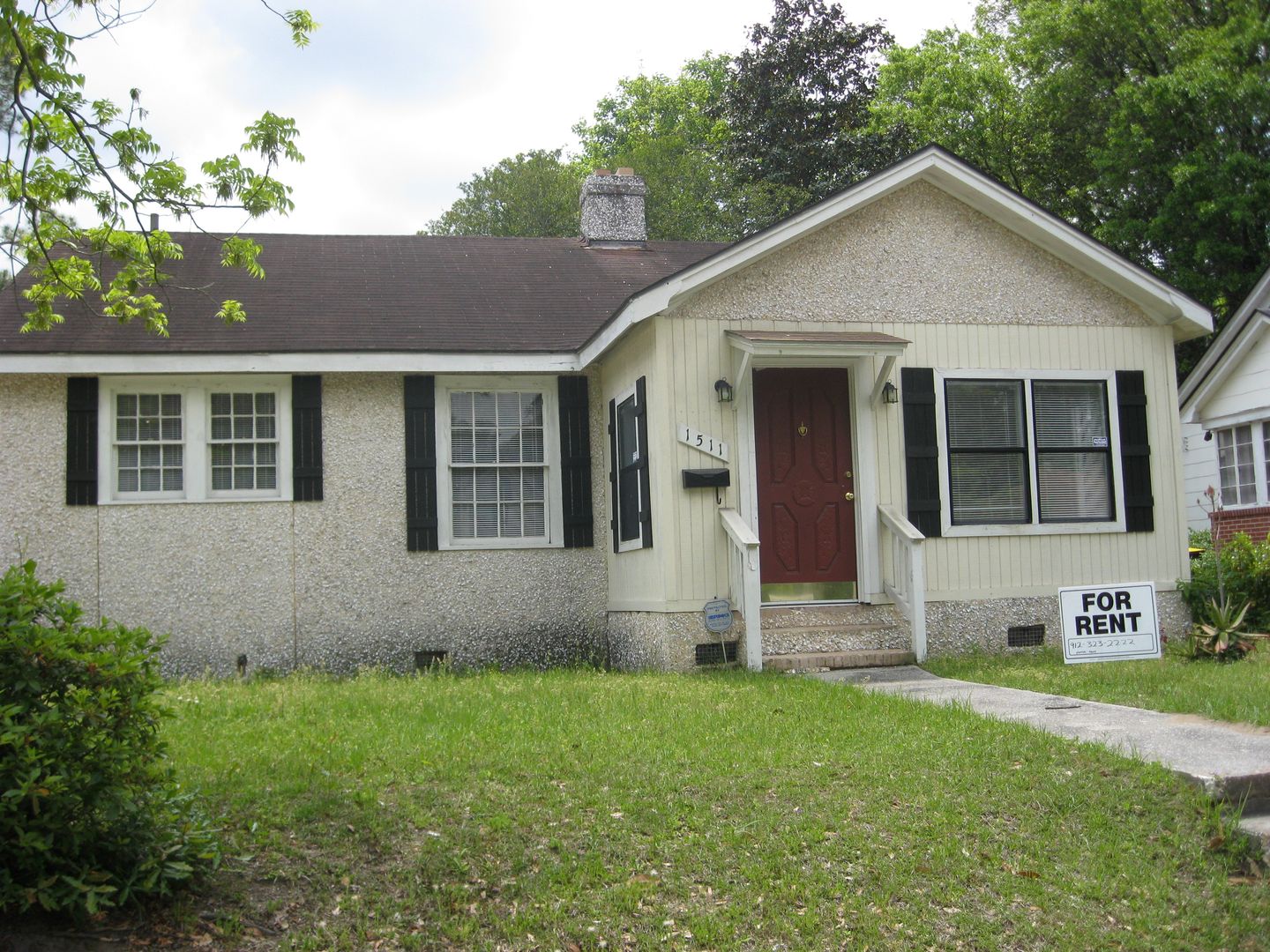 Savannah House: 1511 East 34th Street