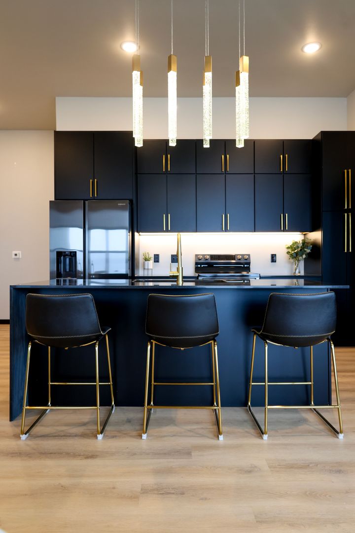 Eau Claire Apartment: 3340 Craig Rd