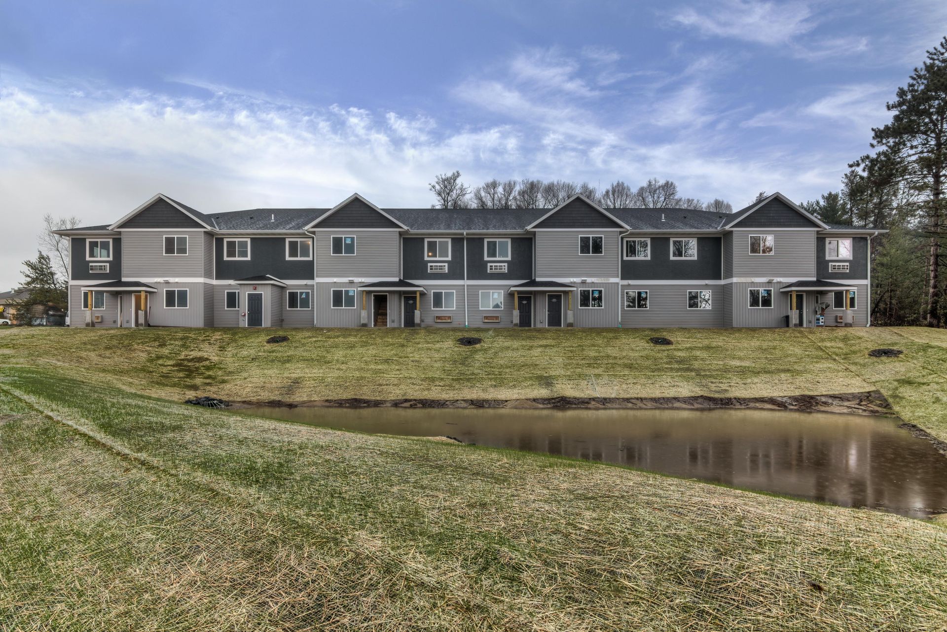 Altoona Apartment: 1000 North Hillcrest Parkway