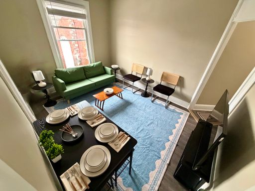 Furnished 2 bedroom Apartment in the Heart of Eckington – photo 1