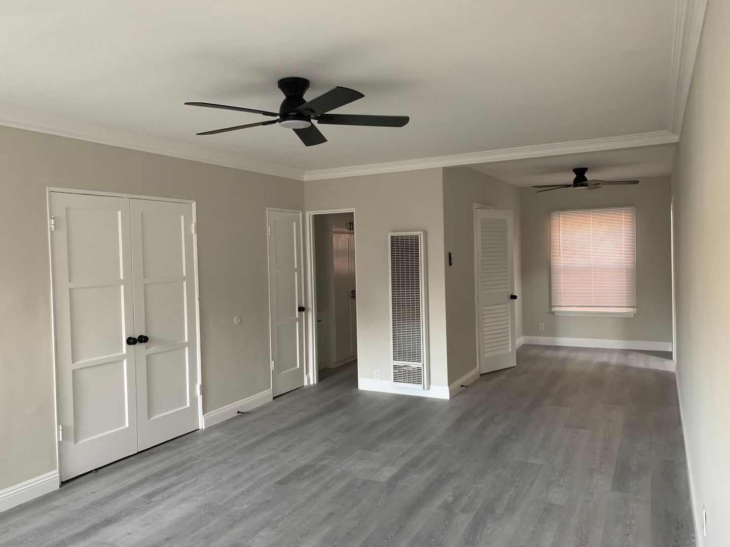West Hollywood Apartment: 1316 Havenhurst Drive