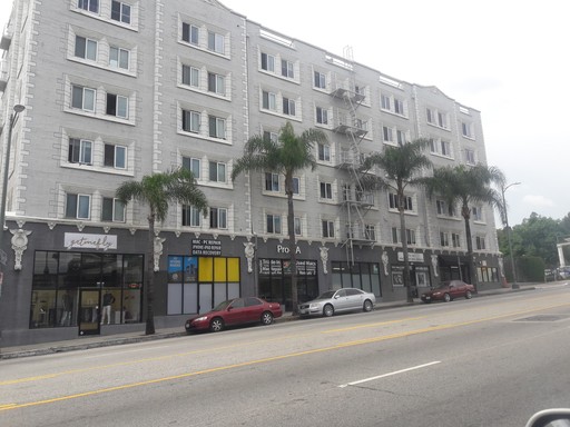 Commercial office space – photo 1