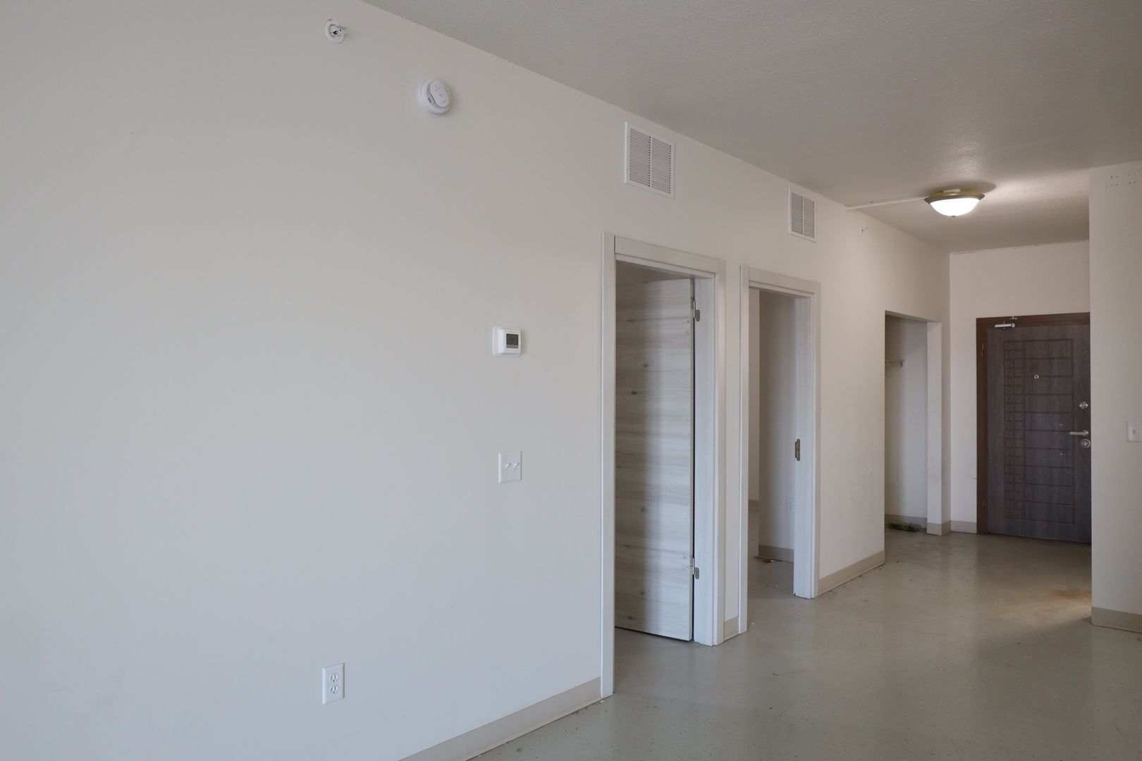 Minneapolis Apartment: 200 W. Lake St.